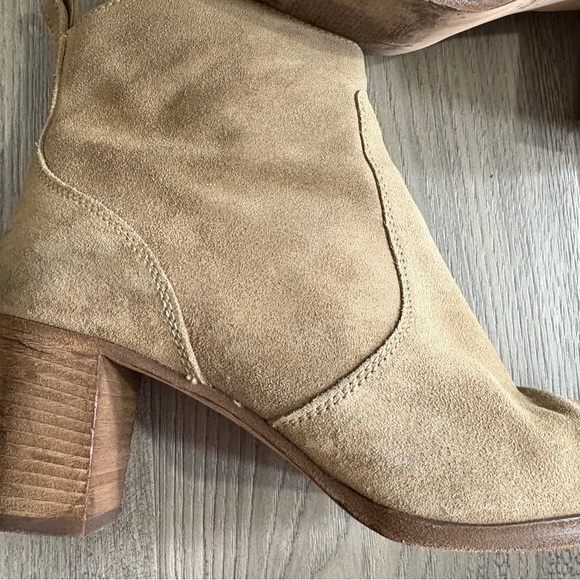 J. Crew Aggie Tan Nubuck Suede Leather Block Heel Ankle Boots Booties Sz 8.5 - Picture 6 of 10
